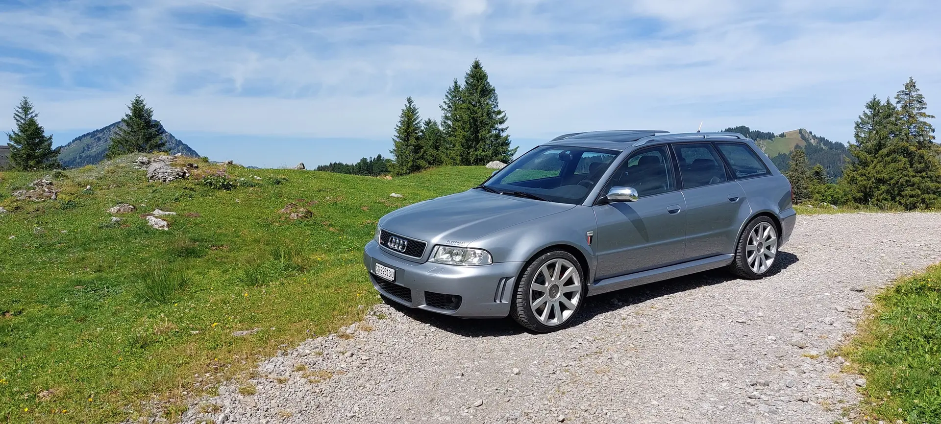 Audi RS4 Avant quattro 2001 — Le break sportif de référence, 380 ch authentiques