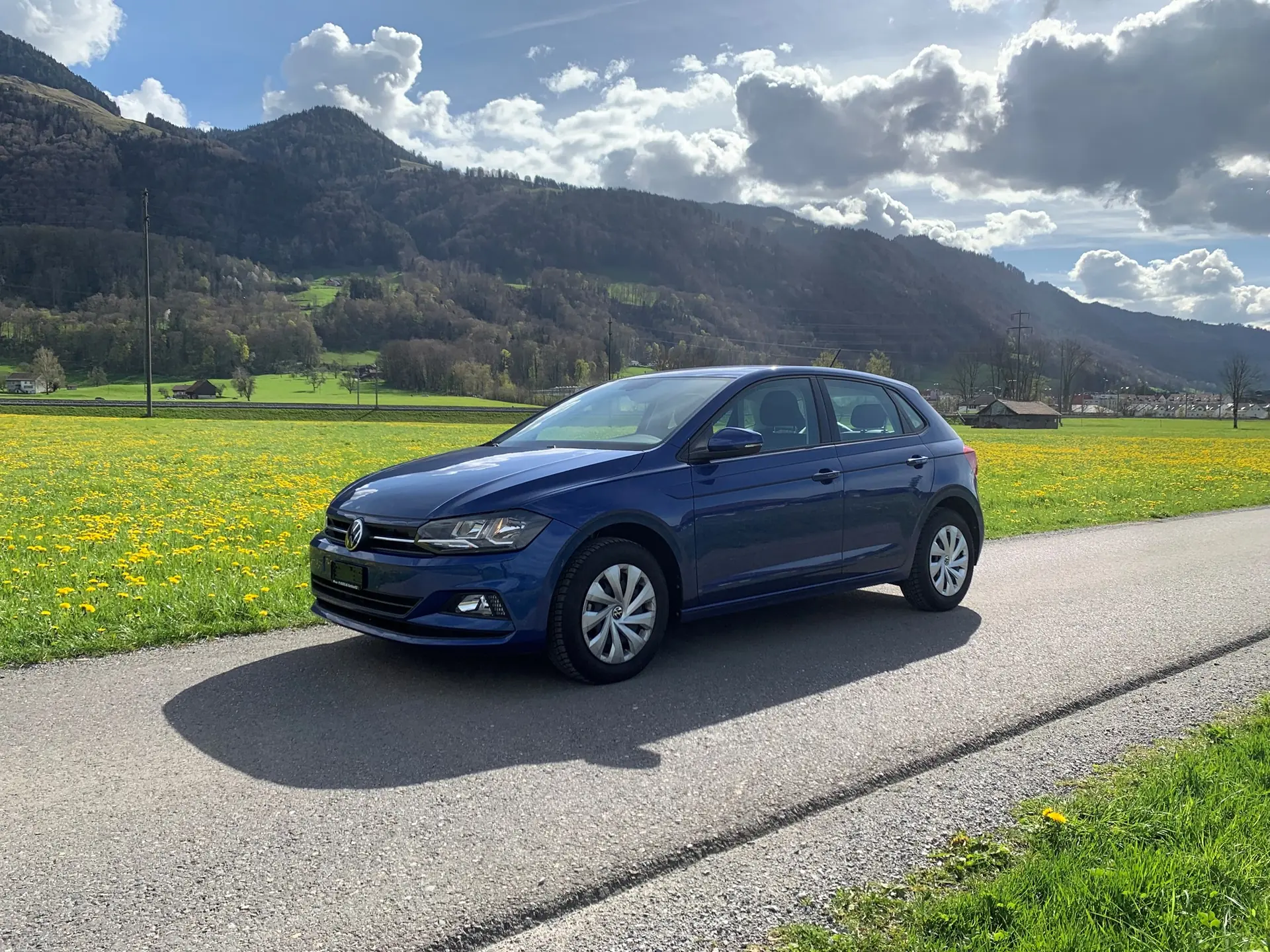 VW Polo 1.0 TSI BMT Comfortline — Citadine économique, prix négociable — vista esterna