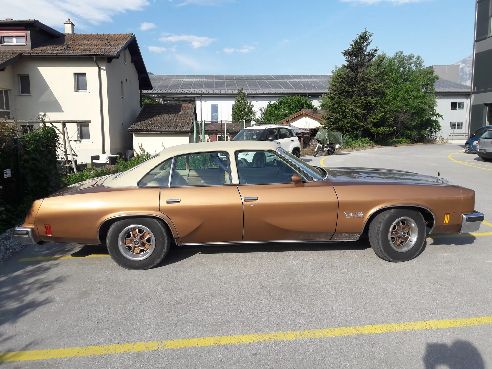 Oldsmobile Cutlass 1976 occasion Anzère — 1