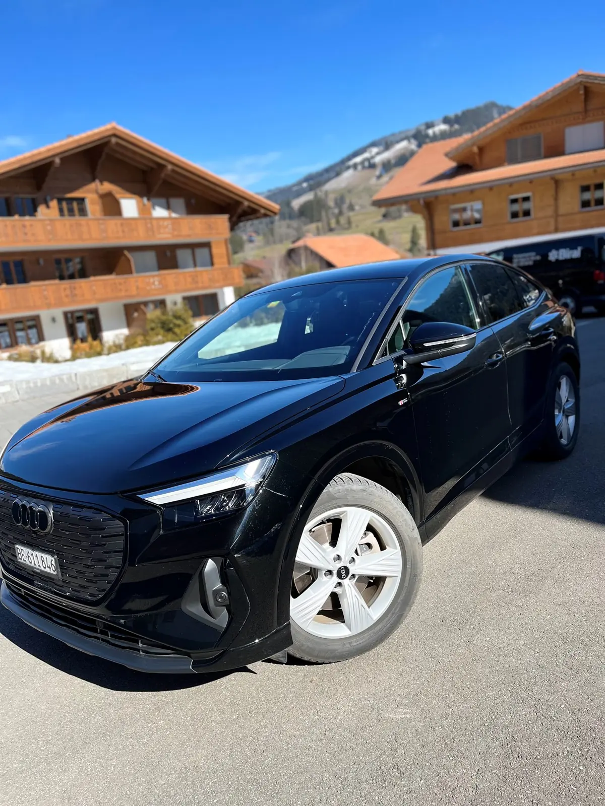 Audi Q4 Sportback e-tron 50 quattro — SUV électrique premium, 18'000 km seulement — Außenansicht