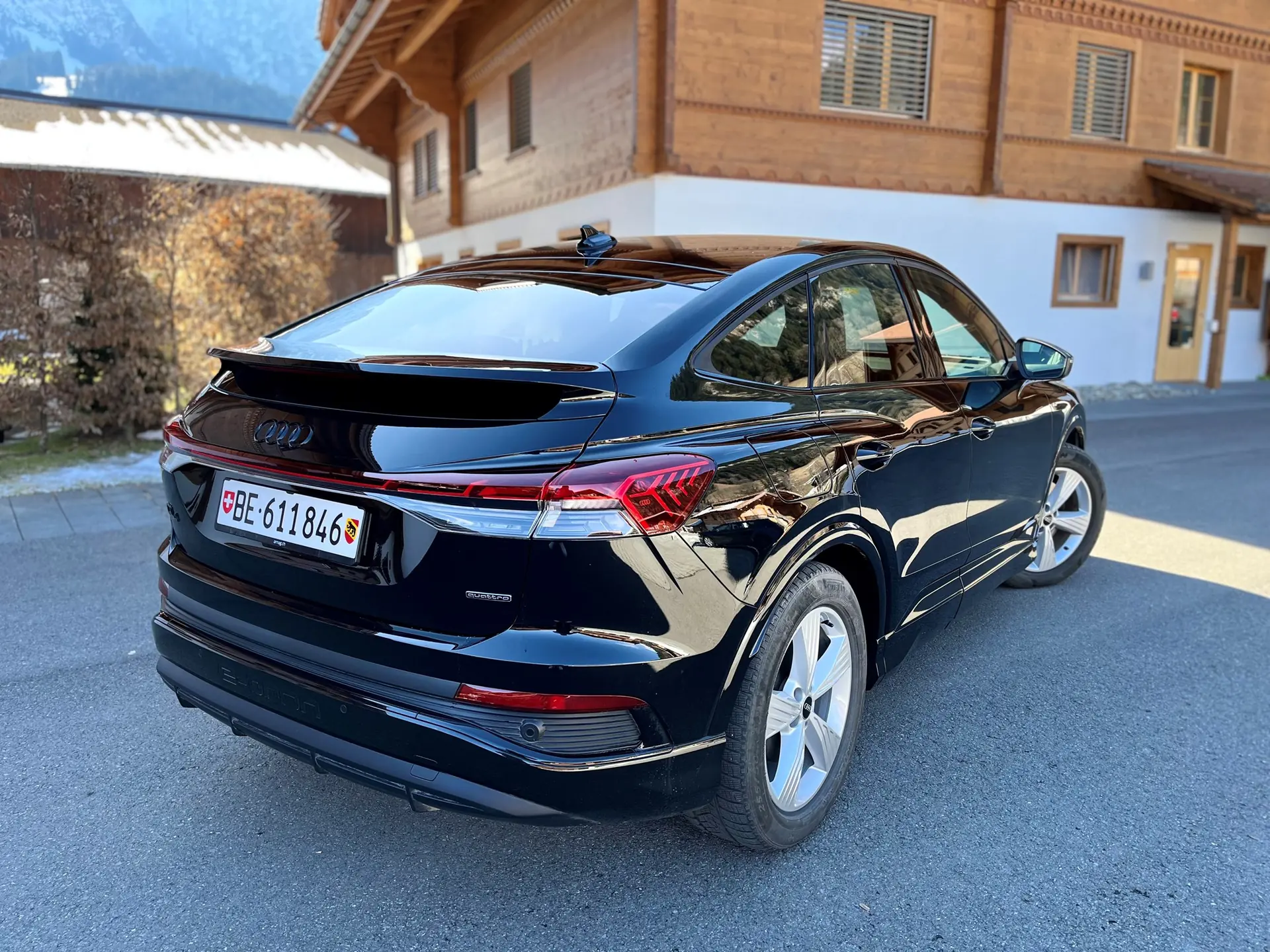Audi Q4 e-tron 2022 occasion Gstaad — 4