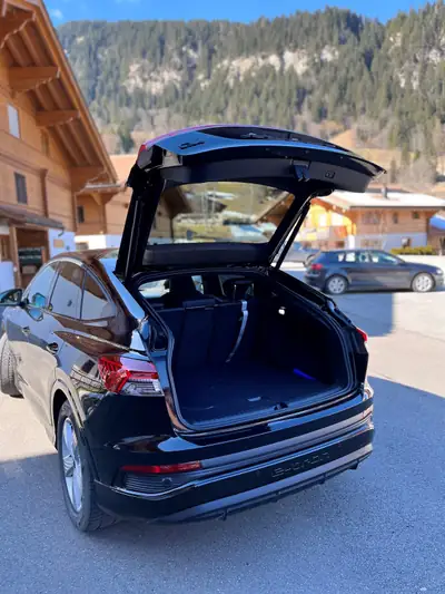 Audi Q4 Sportback e-tron 50 quattro — SUV électrique premium, 18'000 km seulement — Detail