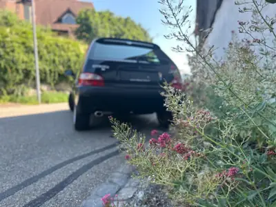 Citroën Saxo 1.6i 16V VTS Black — Sportive compacte millésime 2000, état impeccable — Miniature 14
