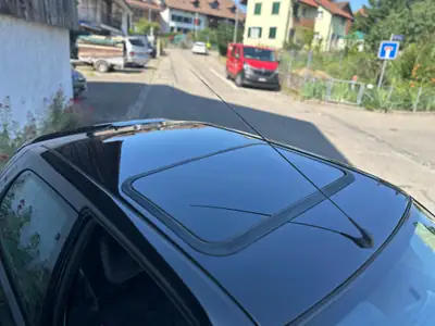 Citroën Saxo 1.6i 16V VTS Black — Sportive compacte millésime 2000, état impeccable — Miniature 17