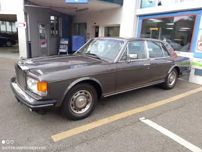 Rolls-Royce Silver Spirit Limousine 1984 — Chef-d'œuvre britannique, statut légendaire — Heckansicht