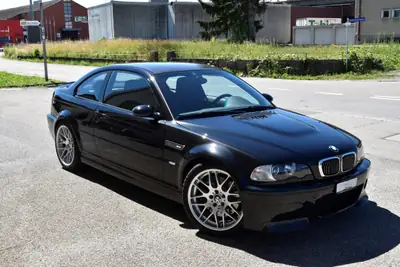 BMW M3 CSL Coupé E46 — L'une des 100 versions CH, état de collection exceptionnel — vue extérieure