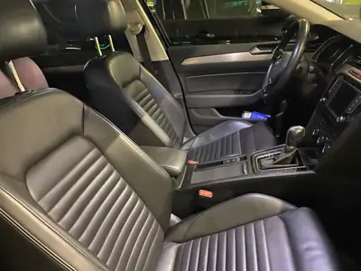 VW Passat Variant 2.0 TDI 4Motion — Break premium diesel 240 ch, traction intégrale — dettaglio