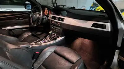 BMW 325d Cabriolet Steptronic — Cabriolet diesel élégant, mécanique impeccable — arrière