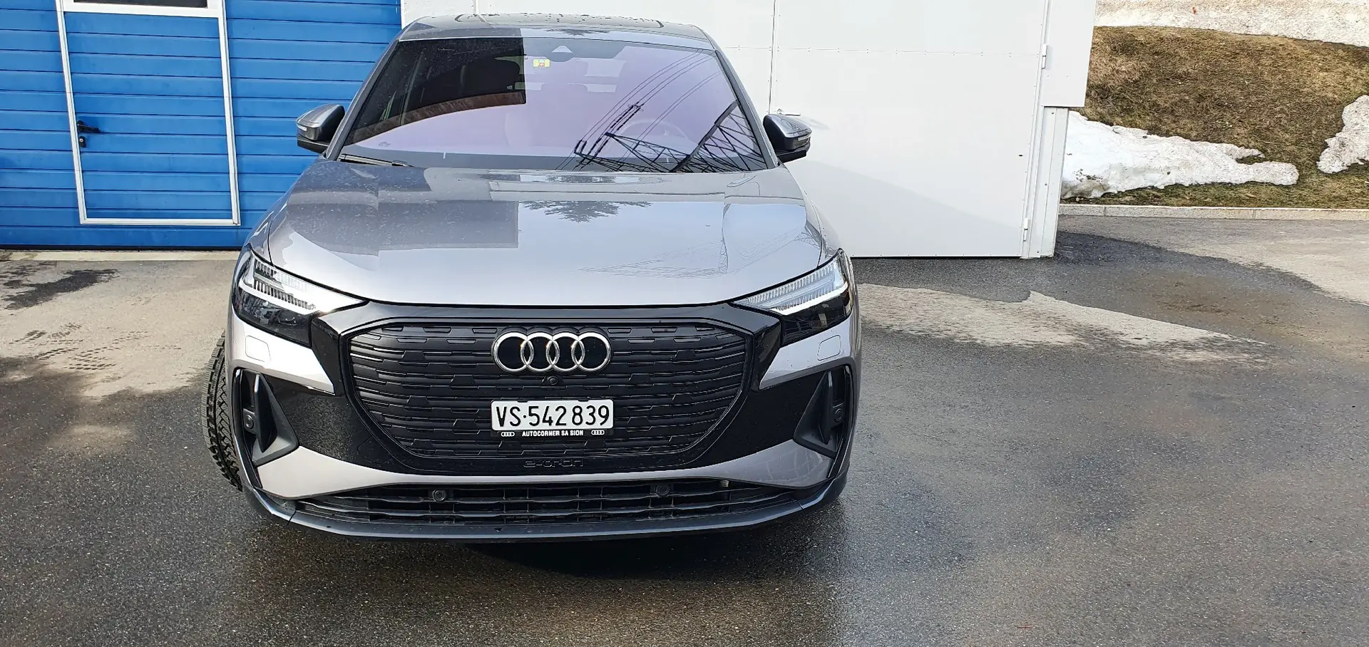Audi Q4 Sportback e-tron 50 quattro — SUV électrique premium, 25 000 km seulement — Außenansicht