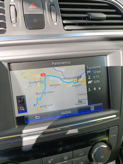 Renault Kadjar 1.6 dCi Bose 4x4 — SUV robuste, transmission intégrale, finition premium — Miniatur 10