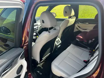 BMW iX3 Impressive — SUV électrique premium, 286 ch et design distinctif — dashboard