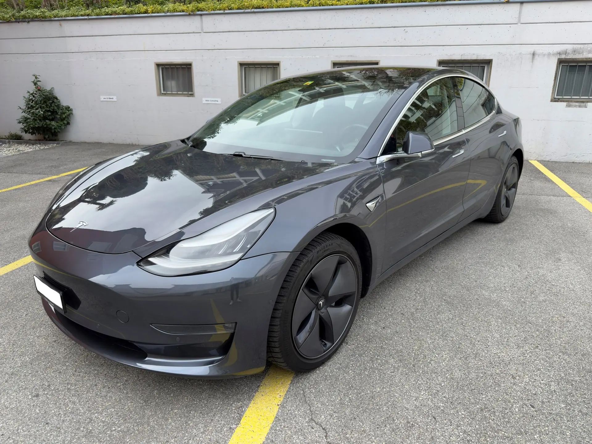 Tesla Model 3 Long Range Dual Motor AWD — Performance électrique 476 ch, 66'000 km