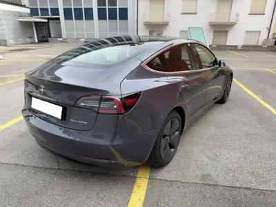 Tesla Model 3 Long Range Dual Motor AWD — Performance électrique 476 ch, 66'000 km — arrière