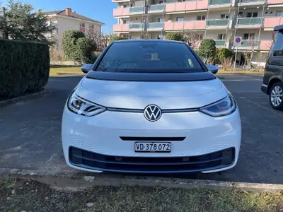 VW ID.3 Pro Performance 58kWh — Électrique révolutionnaire, 49 000 km seulement — vista esterna