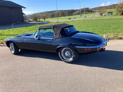 Jaguar E-Type Série III V12 Cabrio 1973 — Légende britannique, 48'500 km — vista posteriore