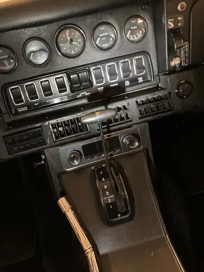 Jaguar E-Type Série III V12 Cabrio 1973 — Légende britannique, 48'500 km — Miniatura 8