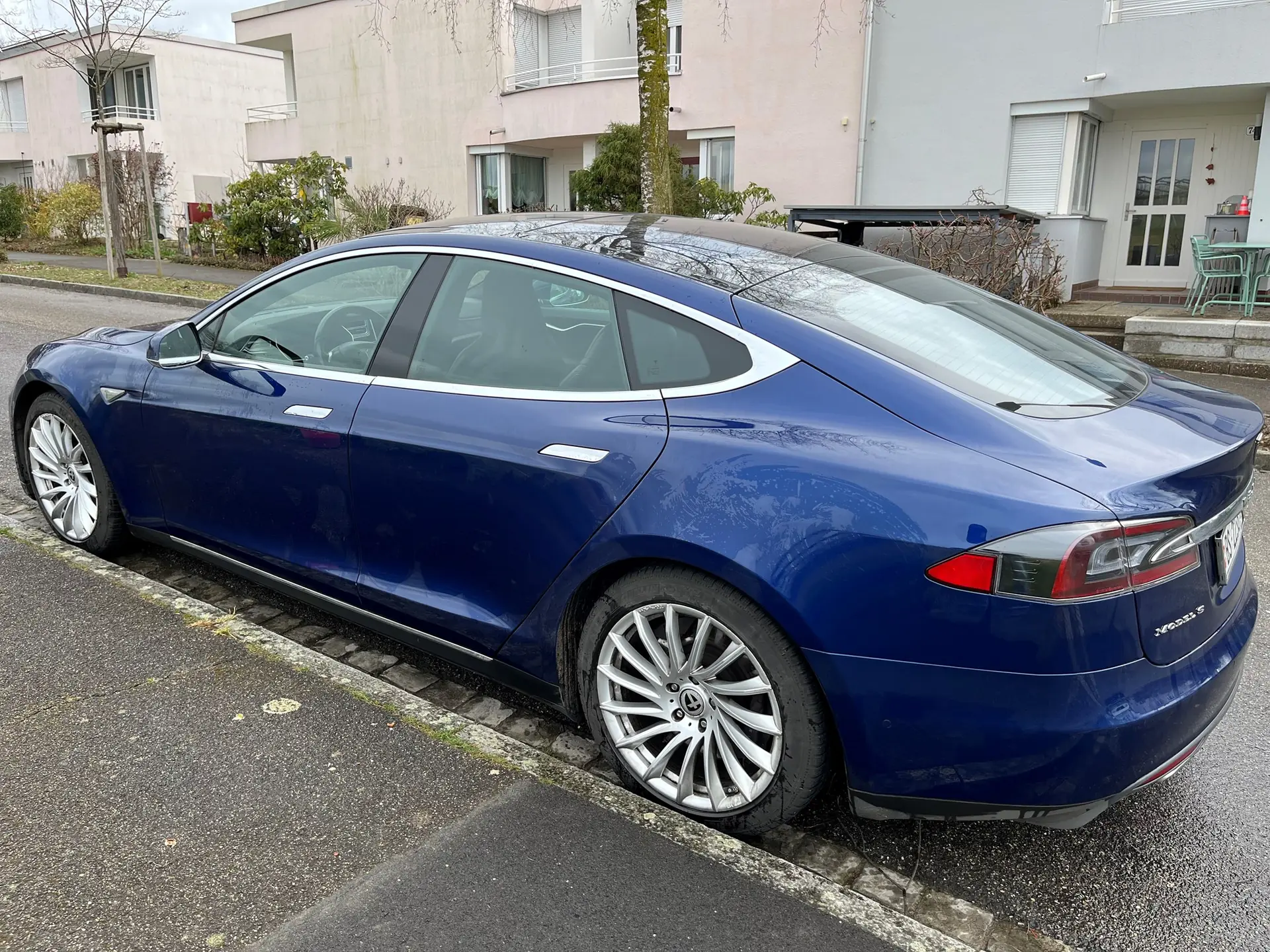 Tesla Model S 2015 occasion Riehen — 2