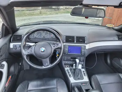 BMW 330Ci Cabrio 2004 — Cabriolet sportif légendaire, sans accident — detail