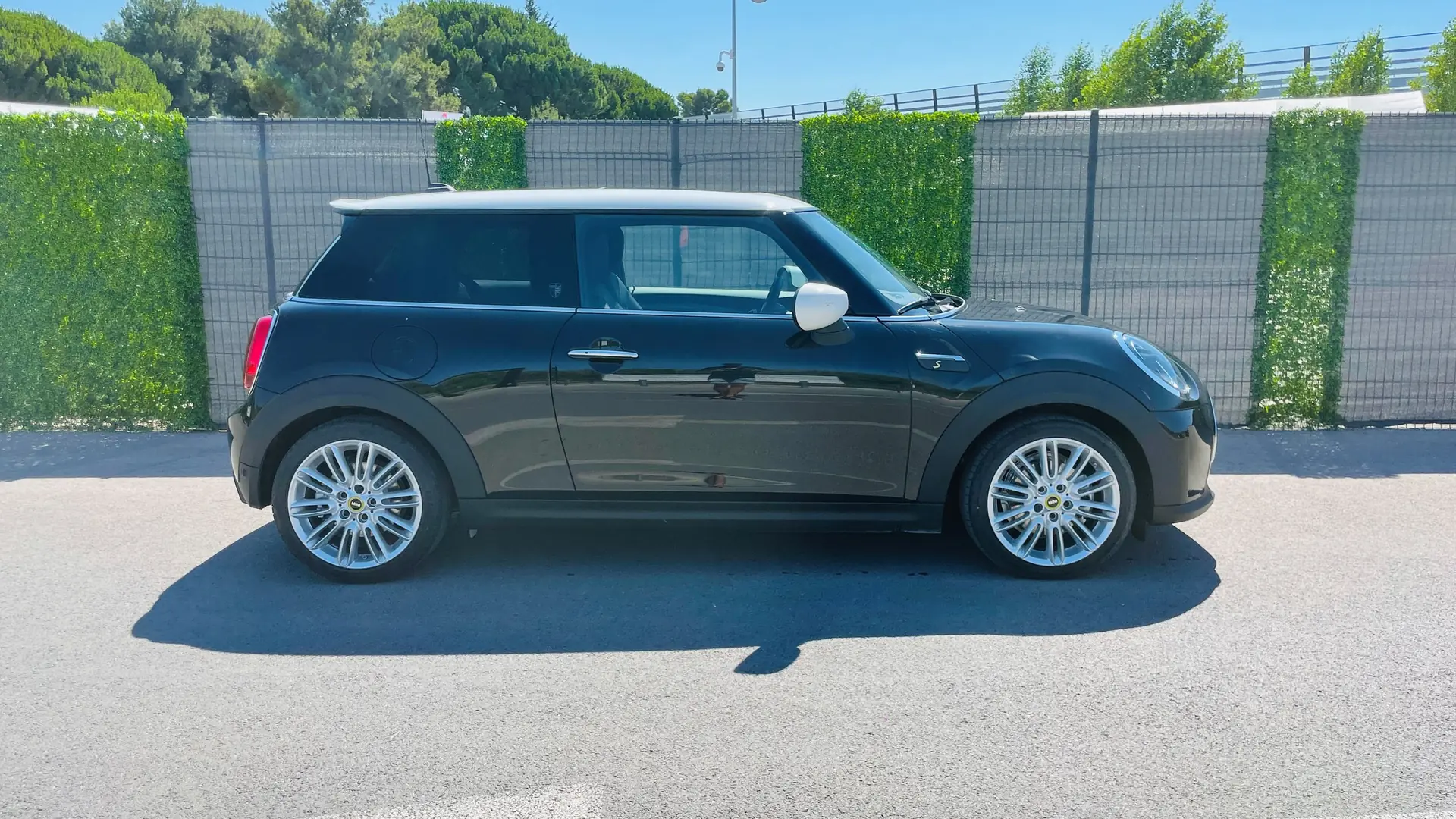 MINI Cooper SE 2022 — Électrique performant, 5900 km seulement