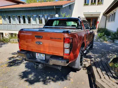 Ford Ranger Wildtrak 3.2 TDCi 4x4 — Pick-up robuste, turbodiesel 200 ch et transmission intégrale — fianco
