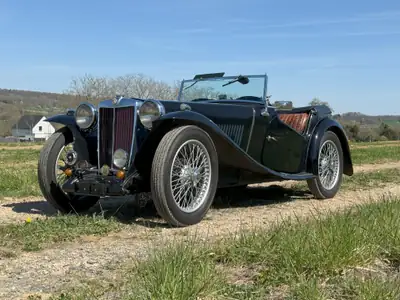 MG TD TA 1936 — Cabriolet britannique de légende, état impeccable — Außenansicht