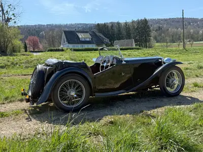 MG TD TA 1936 — Cabriolet britannique de légende, état impeccable — Innenraum