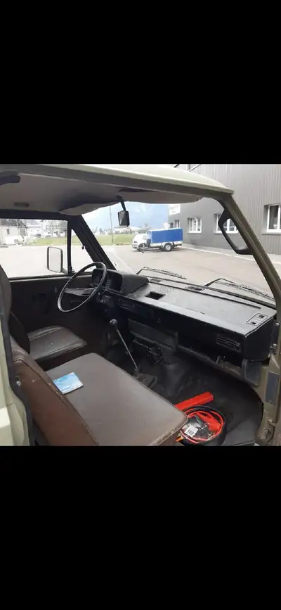 VW T3 Typ 2 — L'authentique bus Volkswagen des années 1980, histoire et charme préservés — Miniatur 8
