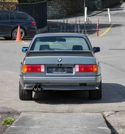 BMW M3 Cecotto Swiss 1990 — Légende rare et performante, 1 sur 50 — Miniature 9