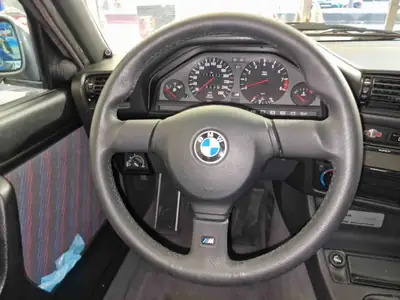 BMW M3 Cecotto Swiss 1990 — Légende rare et performante, 1 sur 50 — Miniature 16