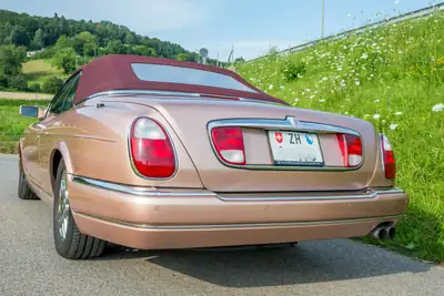 Rolls-Royce Corniche Last of Line 2003 — Un des 45 exemplaires, cabriolet mythique — interni
