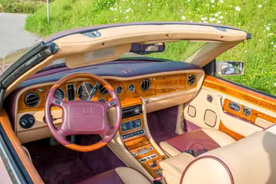 Rolls-Royce Corniche Last of Line 2003 — Un des 45 exemplaires, cabriolet mythique — Miniatura 11