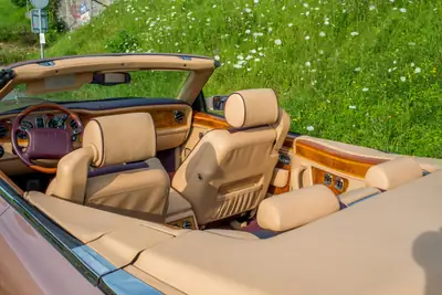 Rolls-Royce Corniche Last of Line 2003 — Un des 45 exemplaires, cabriolet mythique — Miniatura 14