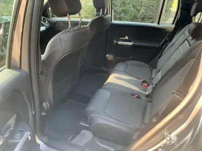 Mercedes-Benz GLB 200 4Matic — SUV polyvalent, traction intégrale et 106'000 km — Miniatura 9