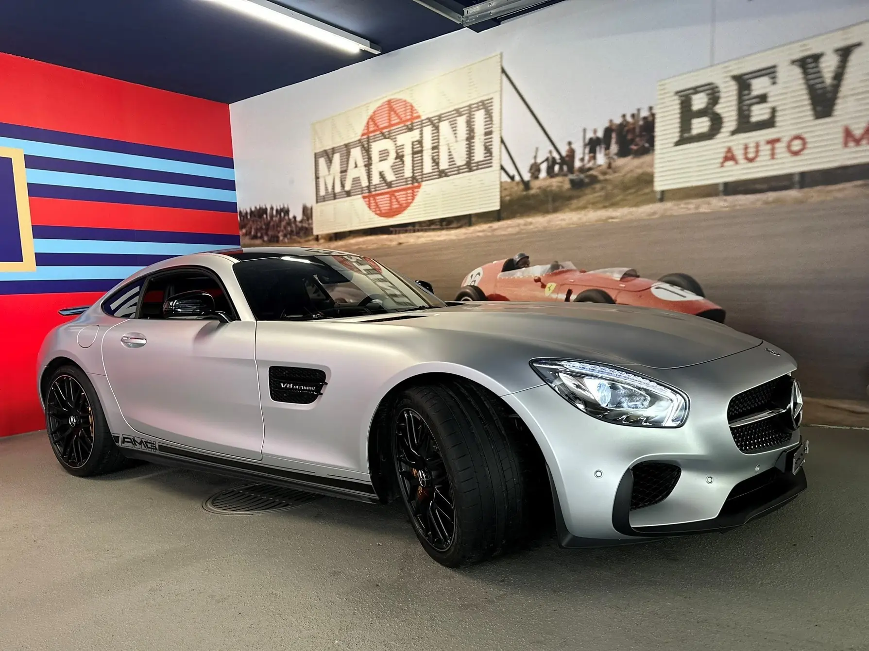 Mercedes-AMG GT S Edition 1 — Coupé sportif 510 ch, 13'500 km seulement