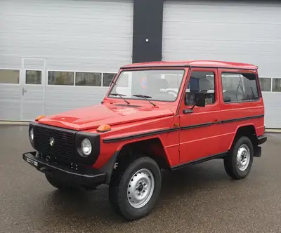 Puch 230 GE 3 Swiss — Un classique tout-terrain avec statut de véhicule veteran — vista esterna