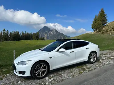 Tesla Model S 70 D — Berline électrique premium 525 ch, Supercharge Lifetime inclus — vista esterna