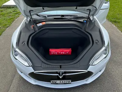 Tesla Model S 70 D — Berline électrique premium 525 ch, Supercharge Lifetime inclus — Miniatura 9