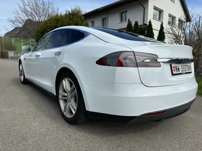 Tesla Model S 70 D — Berline électrique premium 525 ch, Supercharge Lifetime inclus — Miniatura 7