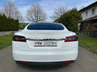 Tesla Model S 70 D — Berline électrique premium 525 ch, Supercharge Lifetime inclus — Miniatura 13