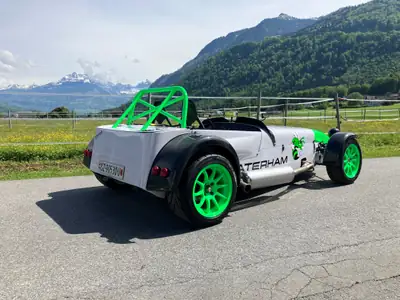 Caterham Seven RS 175 SV — Roadster légendaire, 200 ch purs, frais de contrôle technique — Heckansicht
