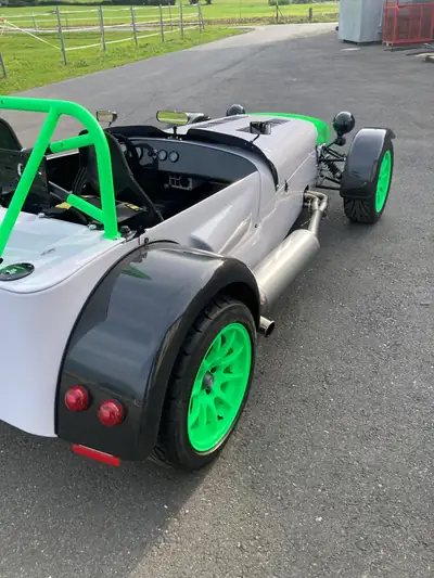 Caterham Seven RS 175 SV — Roadster légendaire, 200 ch purs, frais de contrôle technique — Miniatur 12