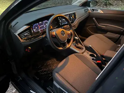 VW Polo 1.0 TSI Highline — Citadine agile, très basse consommation, 15'600 km seulement — dettaglio