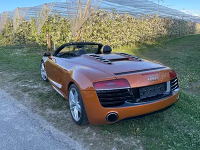 Audi R8 Spyder V10 5.2 FSI — Cabriolet sportif légendaire, 32000 km seulement — arrière