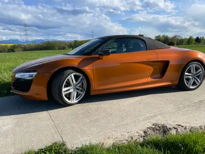 Audi R8 Spyder V10 5.2 FSI — Cabriolet sportif légendaire, 32000 km seulement — intérieur