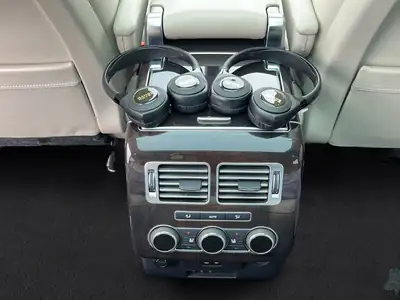 Land Rover Range Rover LWB 5.0 V8 SC Autobiography — Prestige et puissance, 101'500 km — Thumbnail 16