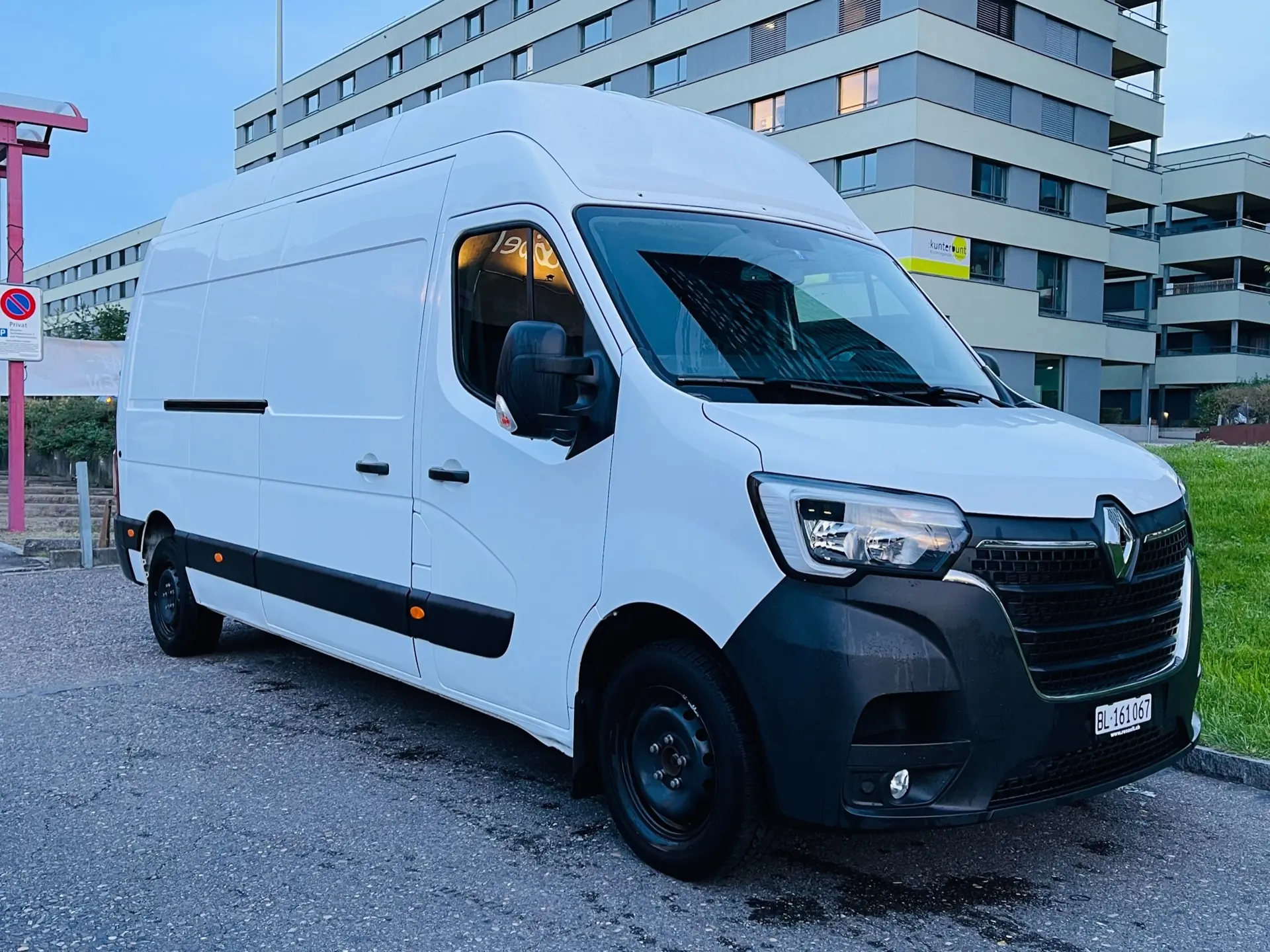Renault Master T35 Energy 180 dCi — Utilitaire robuste, faible kilométrage et consommation maîtrisée