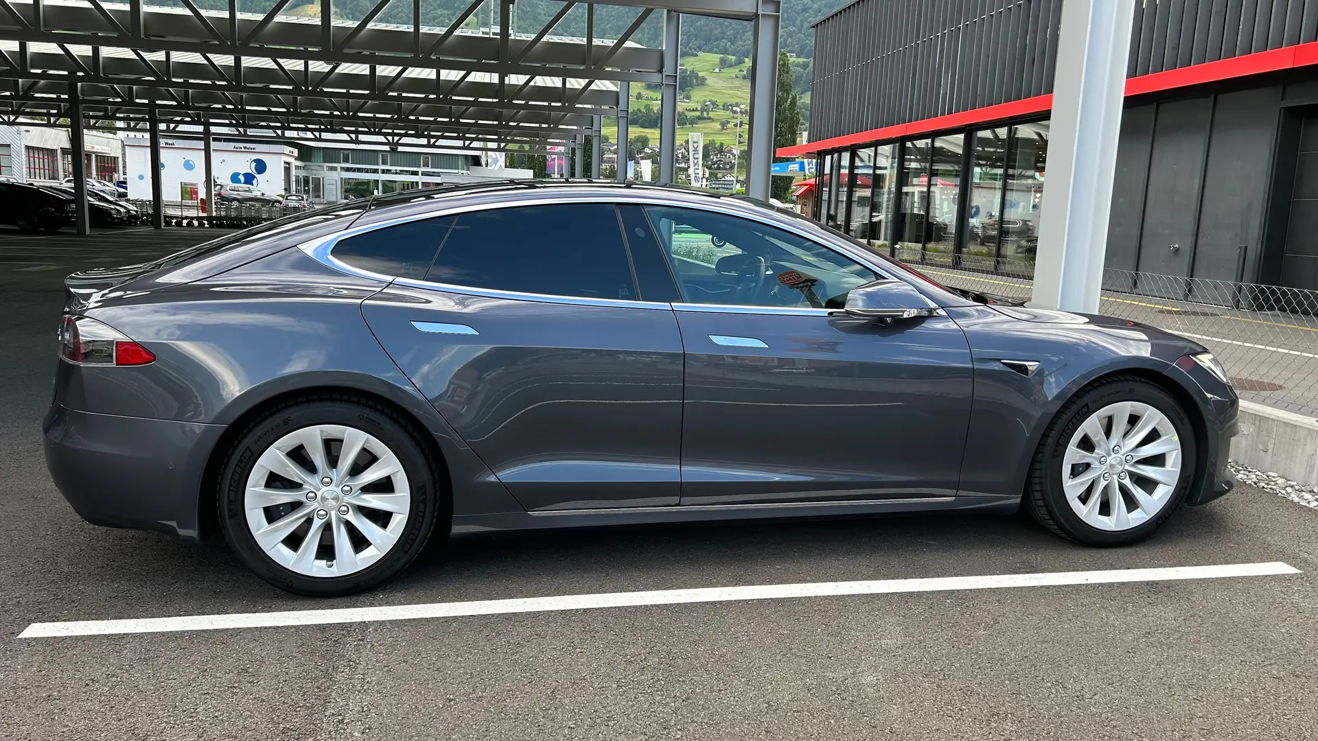 Tesla Model S 2020 — Berline électrique haute performance, 145'000 km
