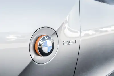 BMW Z4 2.5i Roadster — Cabriolet sportif de prestige, boîte manuelle authentique — detail