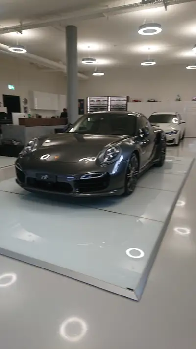 Porsche 911 Turbo PDK — Coupé haute performance, état quasi neuf avec 56'650 km — Miniature 15