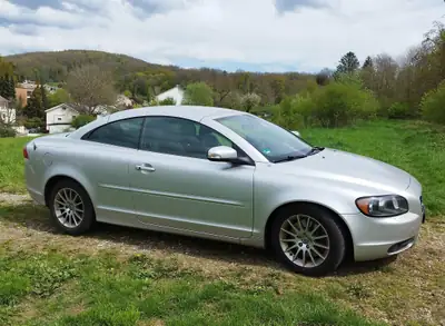 Volvo C70 T5 Summum — Cabriolet performant 230 ch, sans accident — Heckansicht
